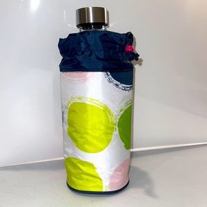 Great for pools, camping, beach and more
Bottle not included!!